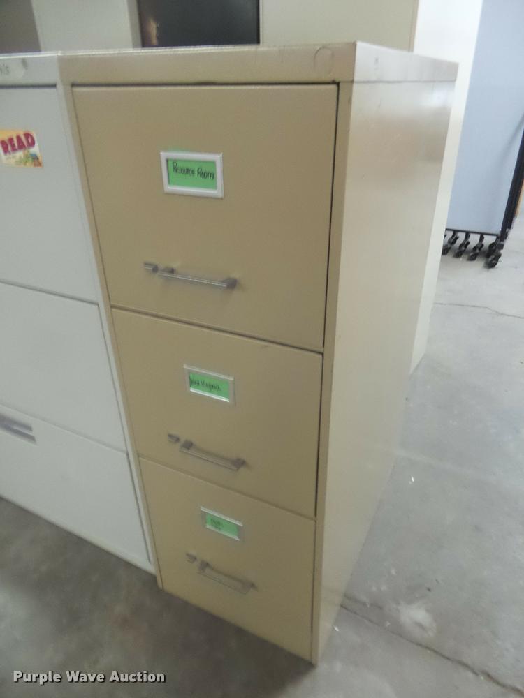 image for item DG9401 (10) filing cabinets