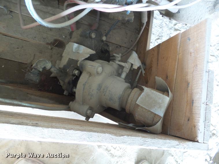 image for item DI9561 Ford 361 C.I.D. V8 gas engine