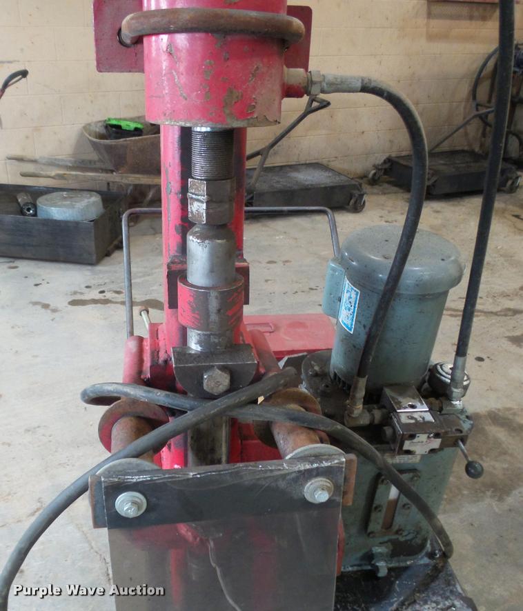 image for item DI9565 Re-Rodr rebar cutter and bander
