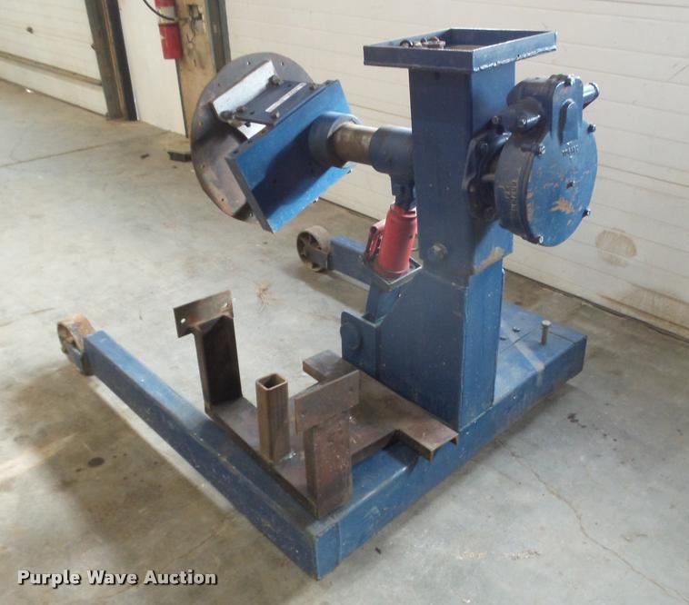 image for item DI9566 Engine stand