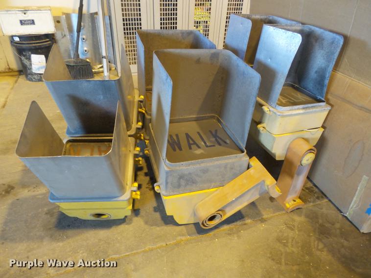 image for item DI9571 McCain Traffic Supply street lights