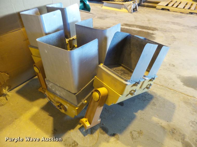 image for item DI9571 McCain Traffic Supply street lights