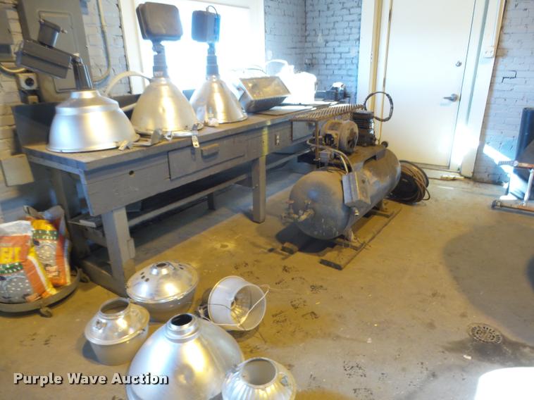 image for item DI9572 Tools