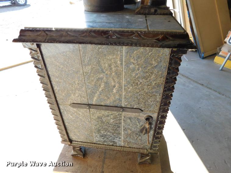 image for item DI9574 Hearthstone wood burning stove