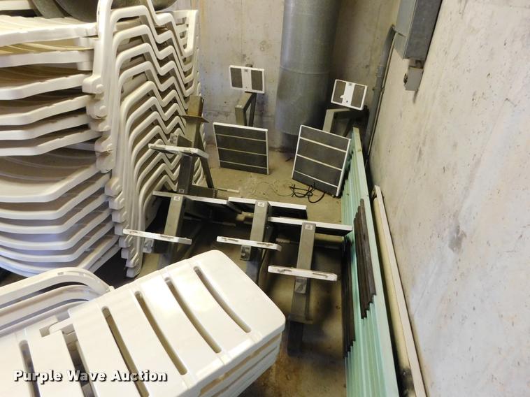 image for item DI9575 Pool supplies