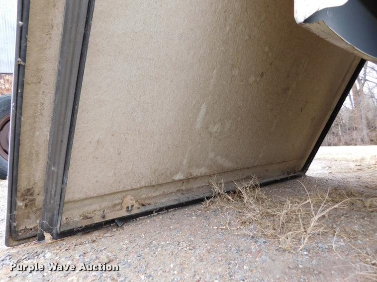 image for item DI9635 Tonneau cover