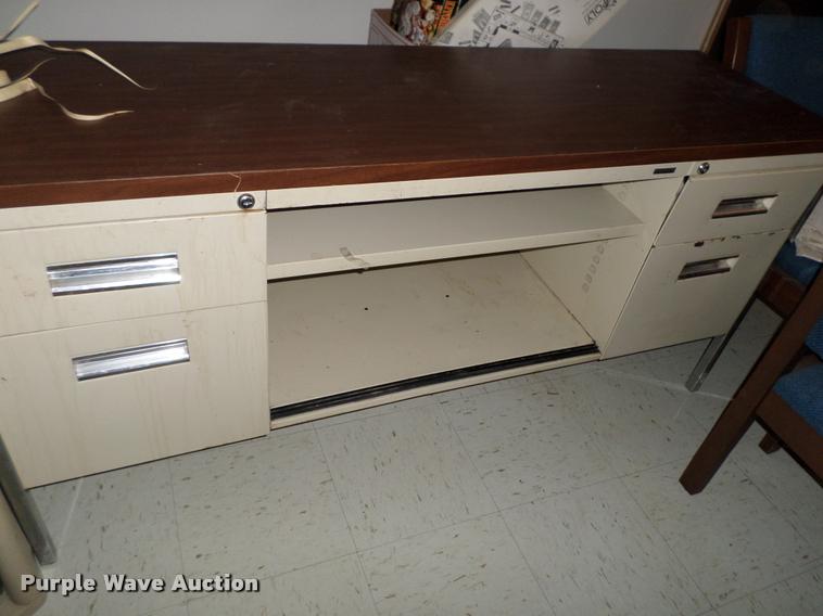 image for item F1133 Furniture