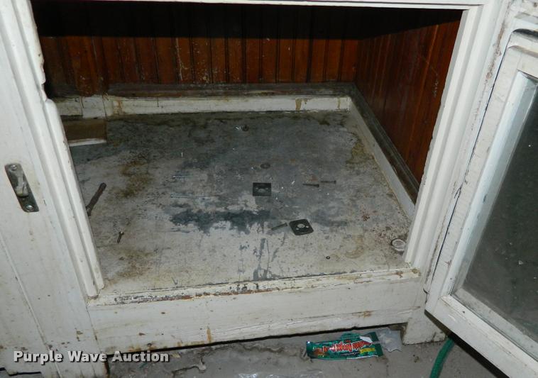 image for item J5023 Eight door cabinet