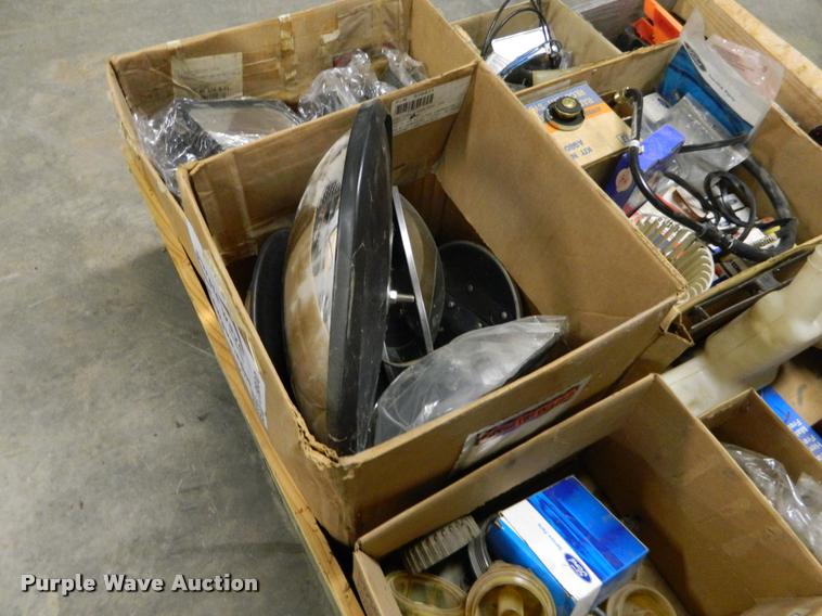 image for item J8800 Ford bus parts