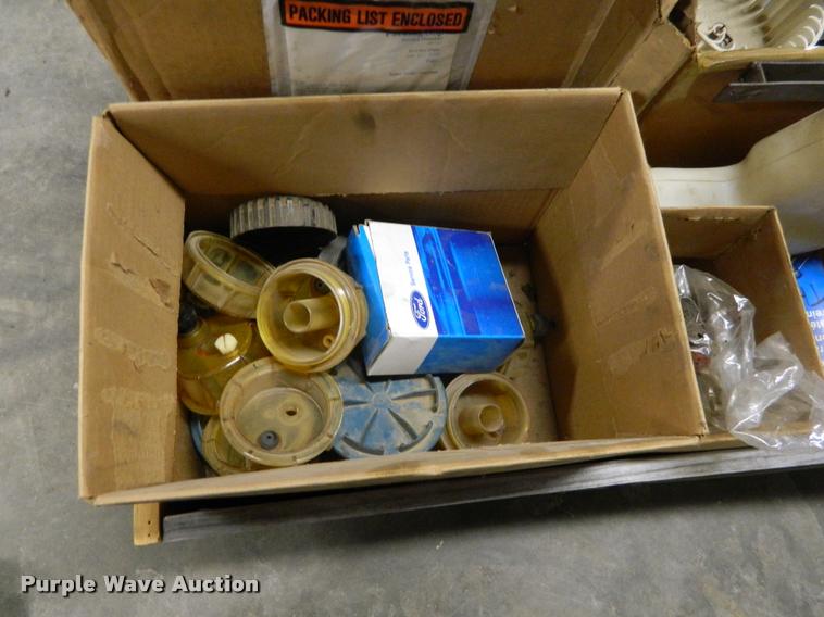 image for item J8800 Ford bus parts