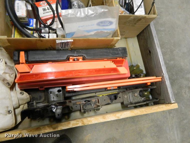 image for item J8800 Ford bus parts