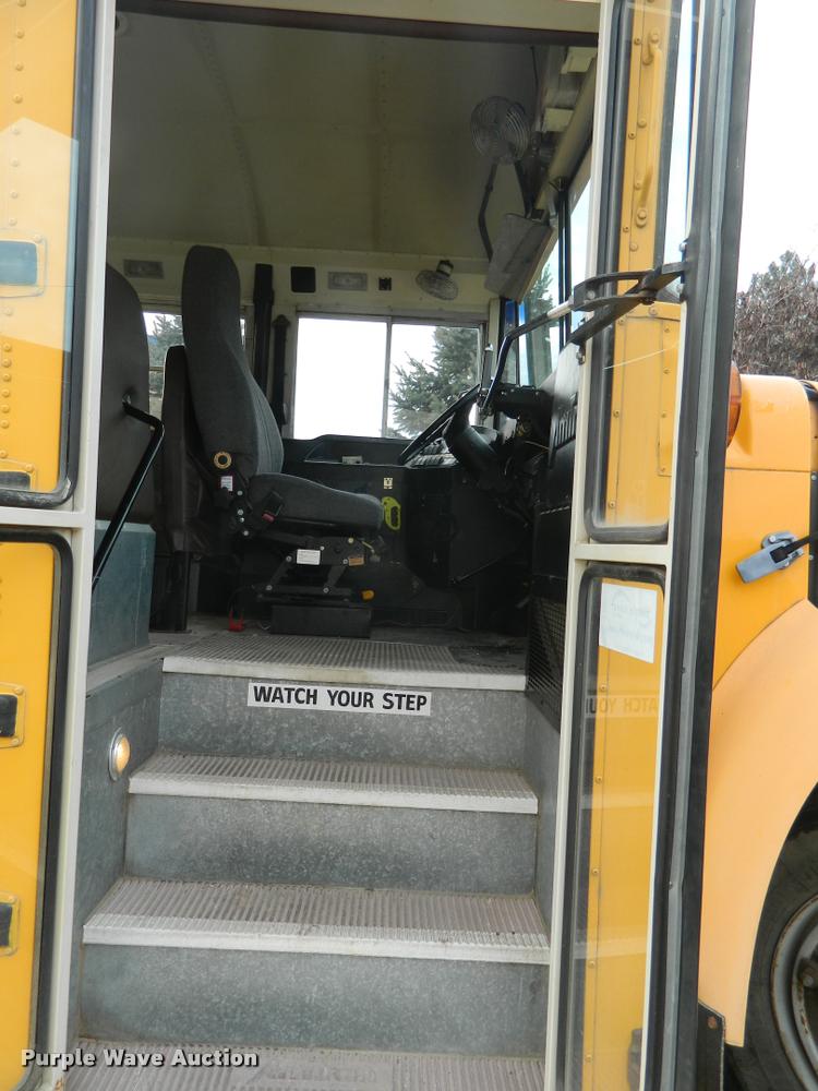 image for item J8801 1998 International 3800 Am Tran school bus