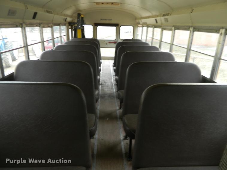 image for item J8801 1998 International 3800 Am Tran school bus