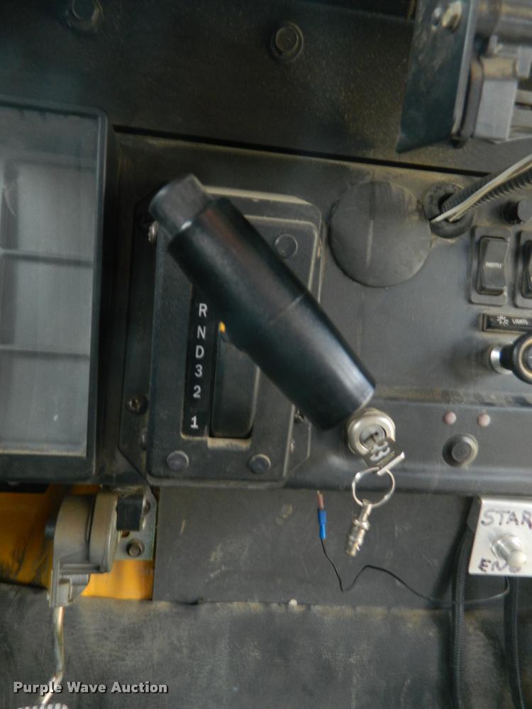 image for item J8801 1998 International 3800 Am Tran school bus