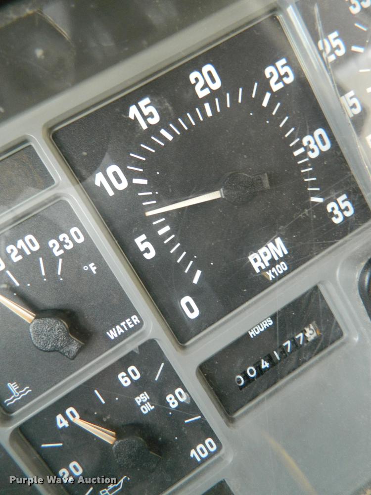 image for item J8801 1998 International 3800 Am Tran school bus