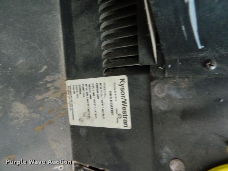 image for item J8801 1998 International 3800 Am Tran school bus