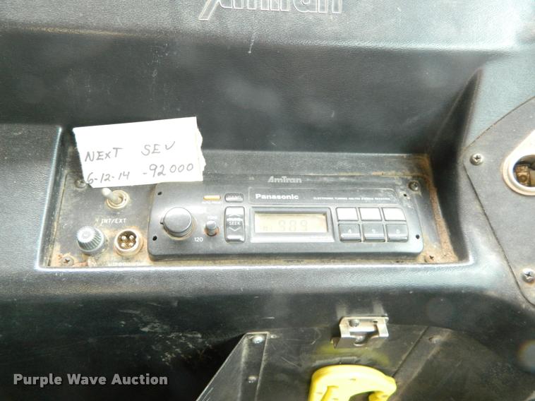 image for item J8801 1998 International 3800 Am Tran school bus