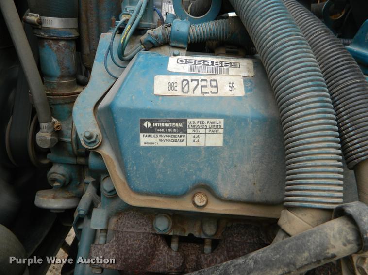 image for item J8801 1998 International 3800 Am Tran school bus