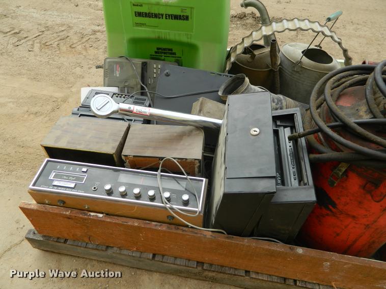 image for item J8802 Tools