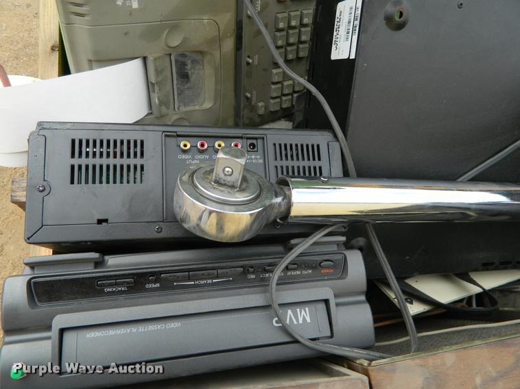 image for item J8802 Tools