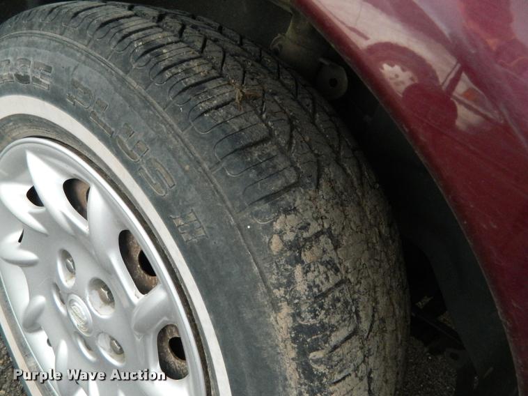 image for item J8812 2003 Dodge Grand Caravan van