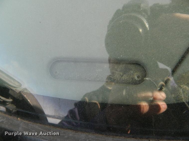 image for item J8812 2003 Dodge Grand Caravan van