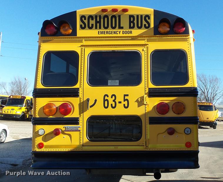 image for item K8045 2005 Freightliner FS65 Thomas school bus