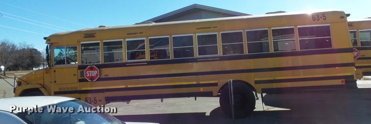 image for item K8045 2005 Freightliner FS65 Thomas school bus