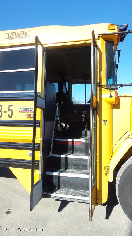 image for item K8045 2005 Freightliner FS65 Thomas school bus