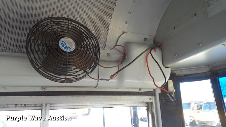 image for item K8045 2005 Freightliner FS65 Thomas school bus