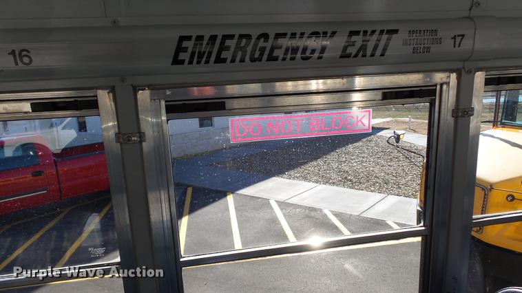 image for item K8045 2005 Freightliner FS65 Thomas school bus