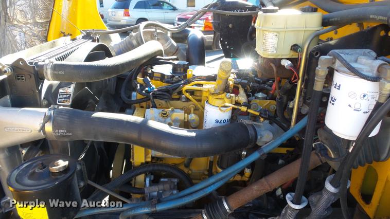 image for item K8045 2005 Freightliner FS65 Thomas school bus