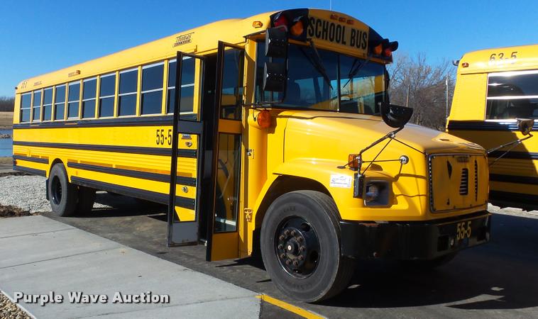 image for item K8048 2005 Freightliner FS65 Thomas school bus