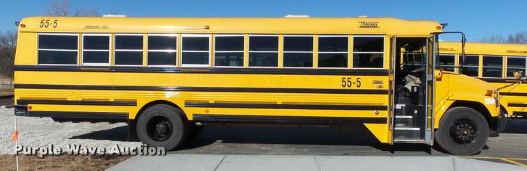 image for item K8048 2005 Freightliner FS65 Thomas school bus