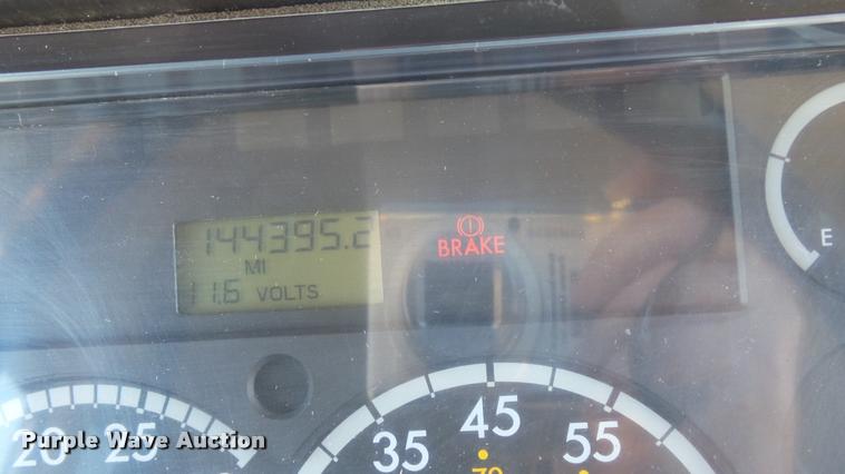 image for item K8048 2005 Freightliner FS65 Thomas school bus