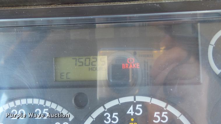 image for item K8048 2005 Freightliner FS65 Thomas school bus