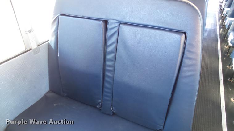 image for item K8048 2005 Freightliner FS65 Thomas school bus