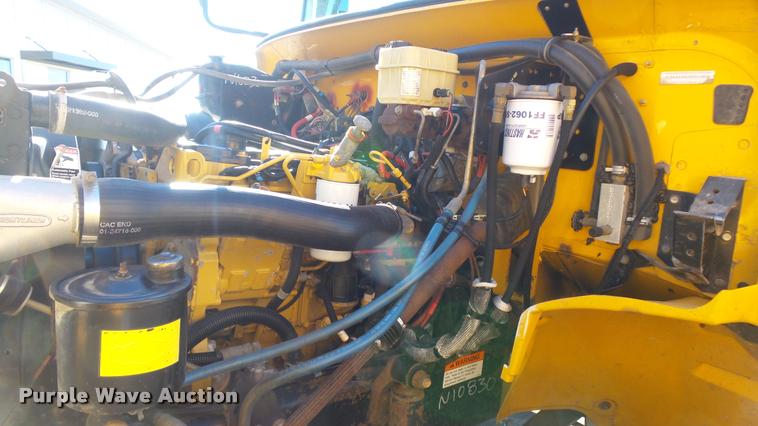 image for item K8048 2005 Freightliner FS65 Thomas school bus