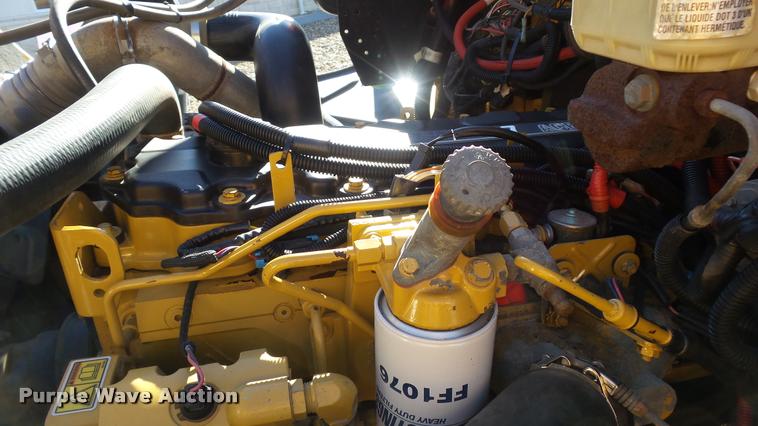 image for item K8048 2005 Freightliner FS65 Thomas school bus