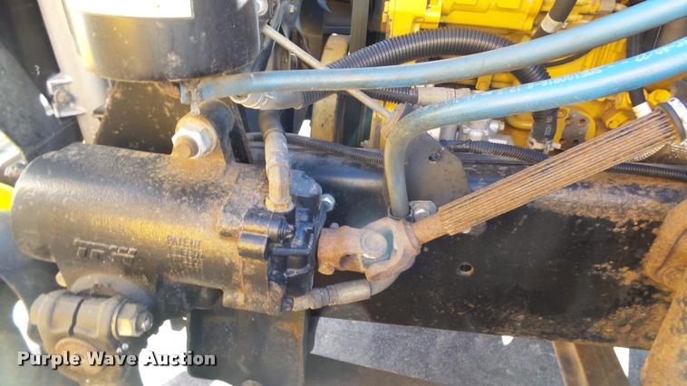 image for item K8048 2005 Freightliner FS65 Thomas school bus