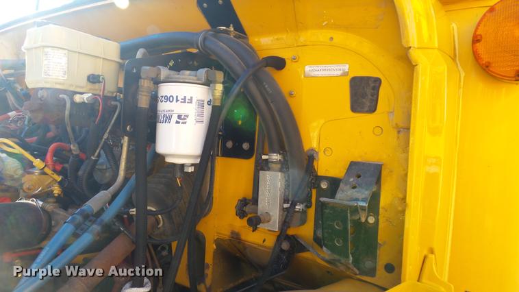 image for item K8048 2005 Freightliner FS65 Thomas school bus