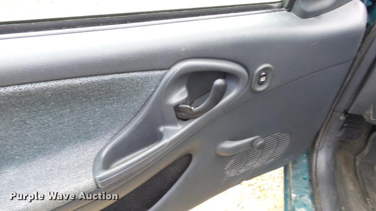 image for item K8049 1999 Chevrolet Cavalier