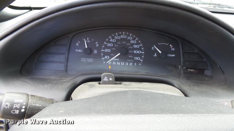 image for item K8049 1999 Chevrolet Cavalier