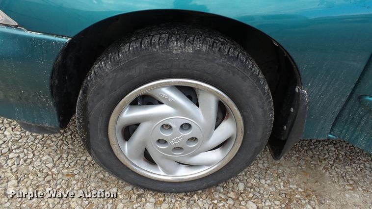 image for item K8049 1999 Chevrolet Cavalier