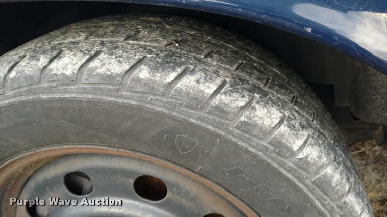 image for item L3929 2010 Ford Crown Victoria Police Interceptor