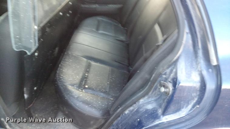 image for item L3930 2011 Ford Crown Victoria Police Interceptor