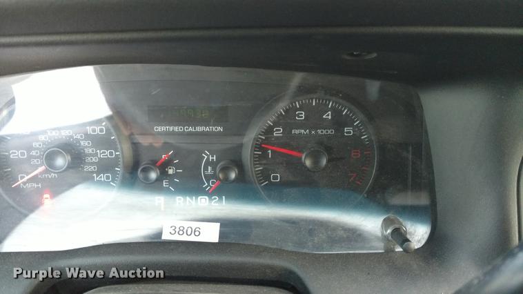 image for item L3930 2011 Ford Crown Victoria Police Interceptor