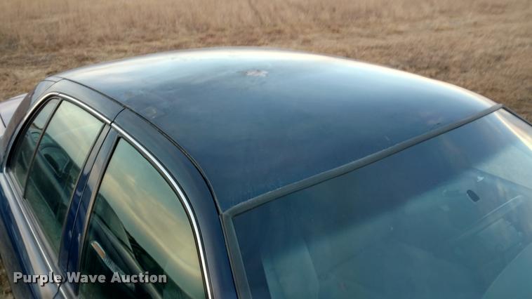 image for item L3930 2011 Ford Crown Victoria Police Interceptor