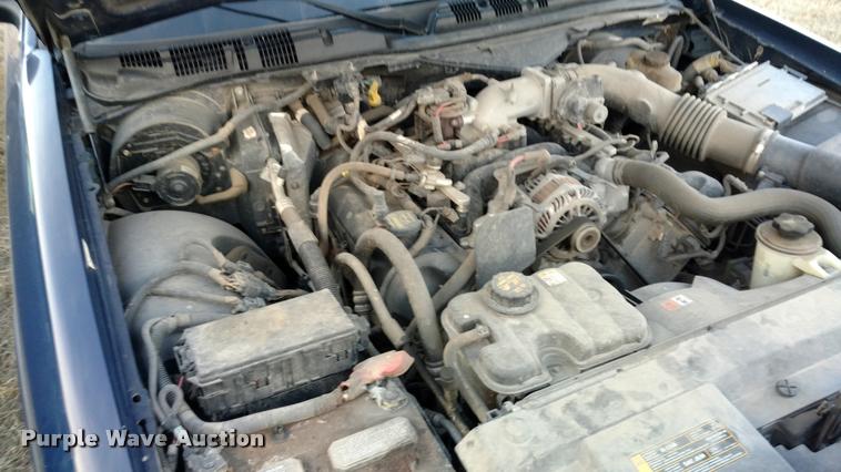 image for item L3932 2009 Ford Crown Victoria Police Interceptor