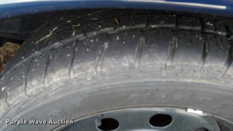 image for item L3932 2009 Ford Crown Victoria Police Interceptor